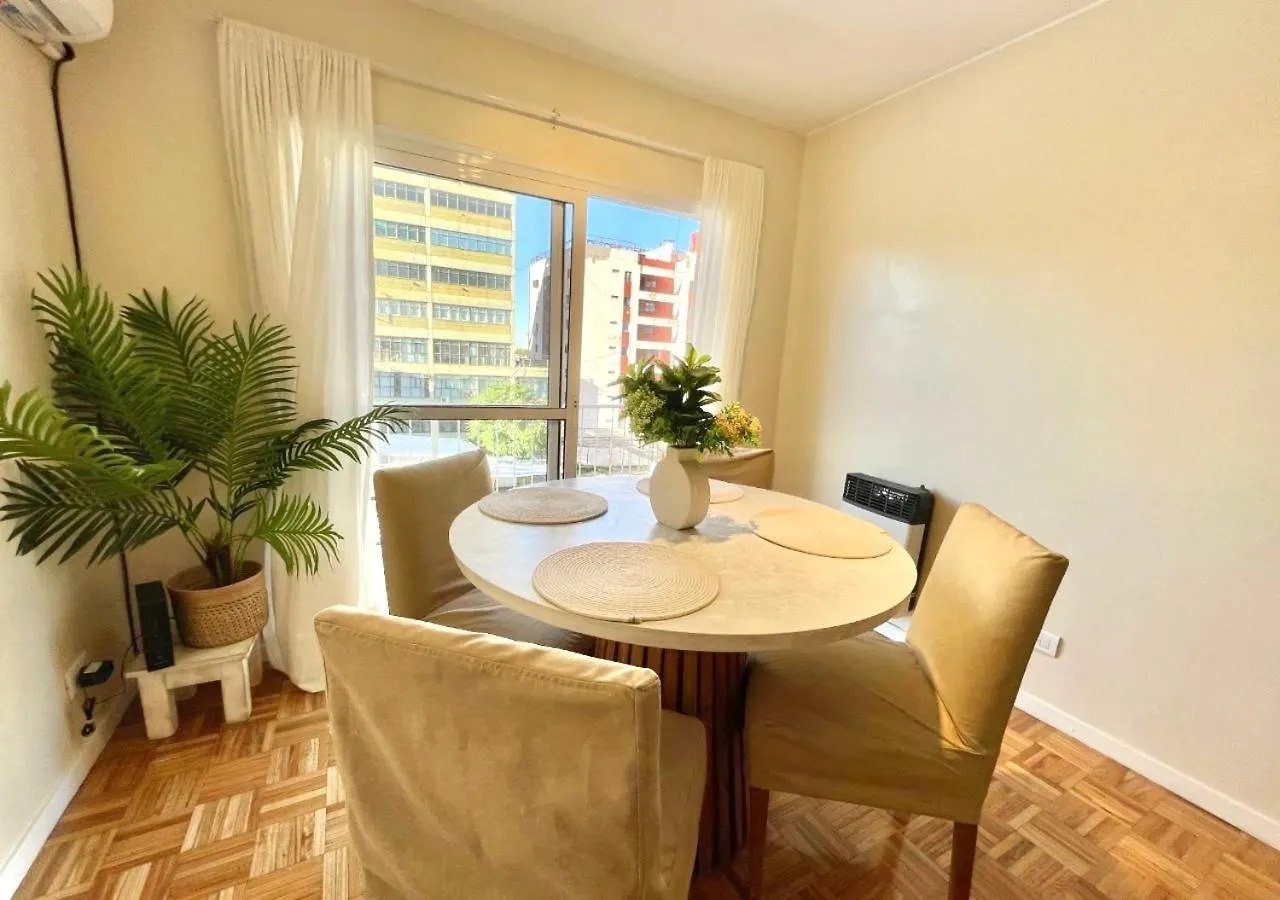 Depto Centrico En Mendoza, 3 Ambientes Con Terraza Balcon Wifi Alta Velocidad Lavanderia Cercano Aristides Y Parque General San Martin