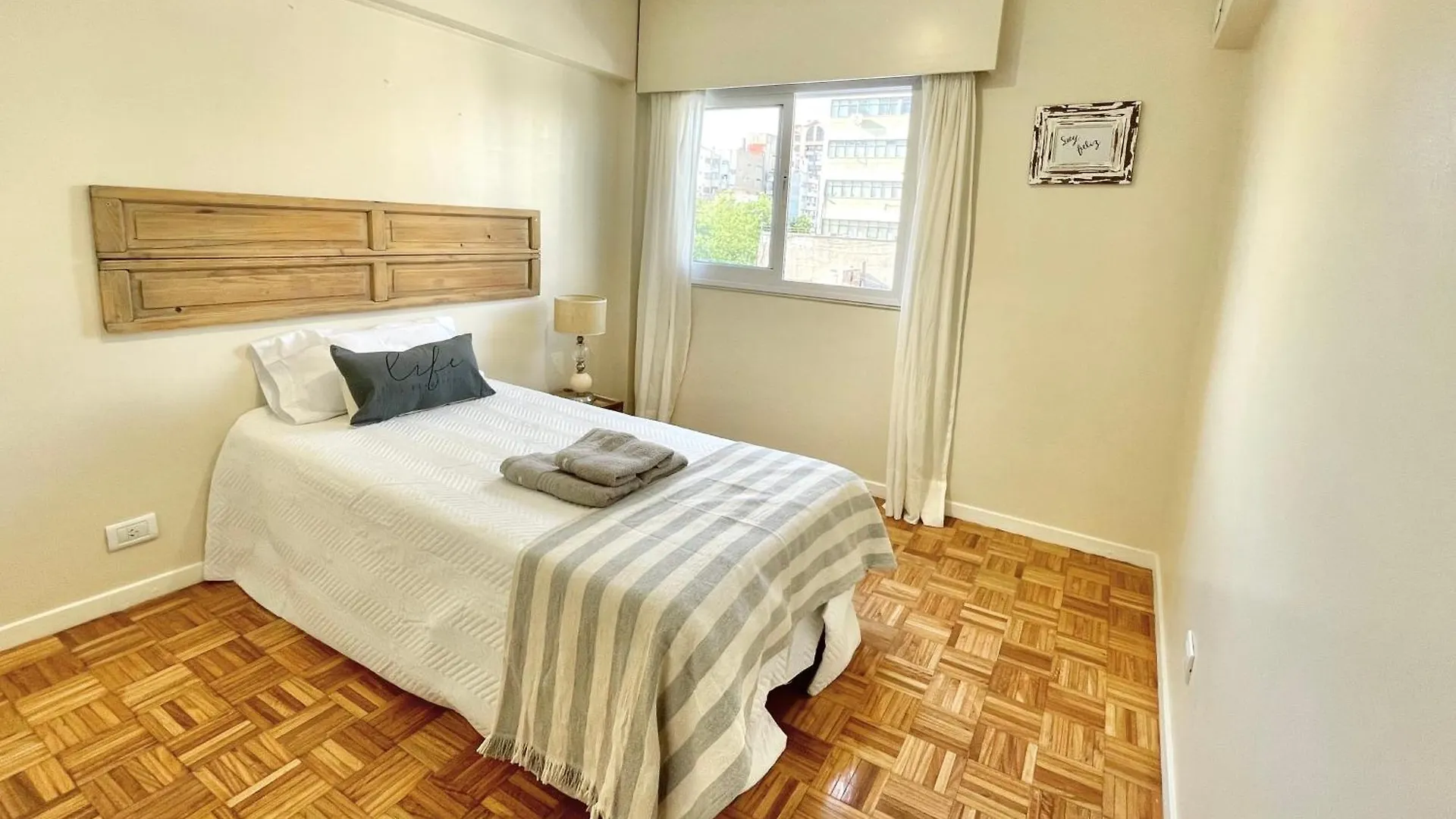Depto Centrico En Mendoza, 3 Ambientes Con Terraza Balcon Wifi Alta Velocidad Lavanderia Cercano Aristides Y Parque General San Martin Mendoza