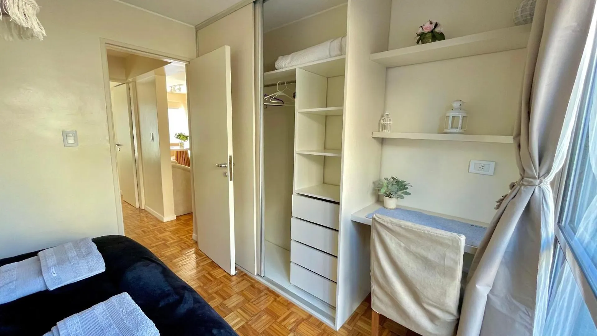 Apartamento Depto Centrico 3 Ambientes Mendoza, Con Terraza Balcon Wifi Alta Velocidad Lavanderia Cercano Aristides Y Parque General San Martin